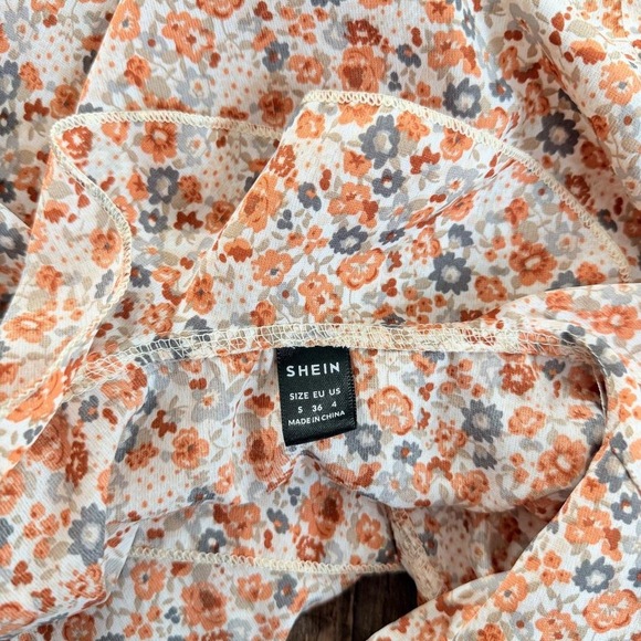 Ditzy floral blouse peplum barrel long sleeve deep-v neckline in Orange - Picture 9 of 9